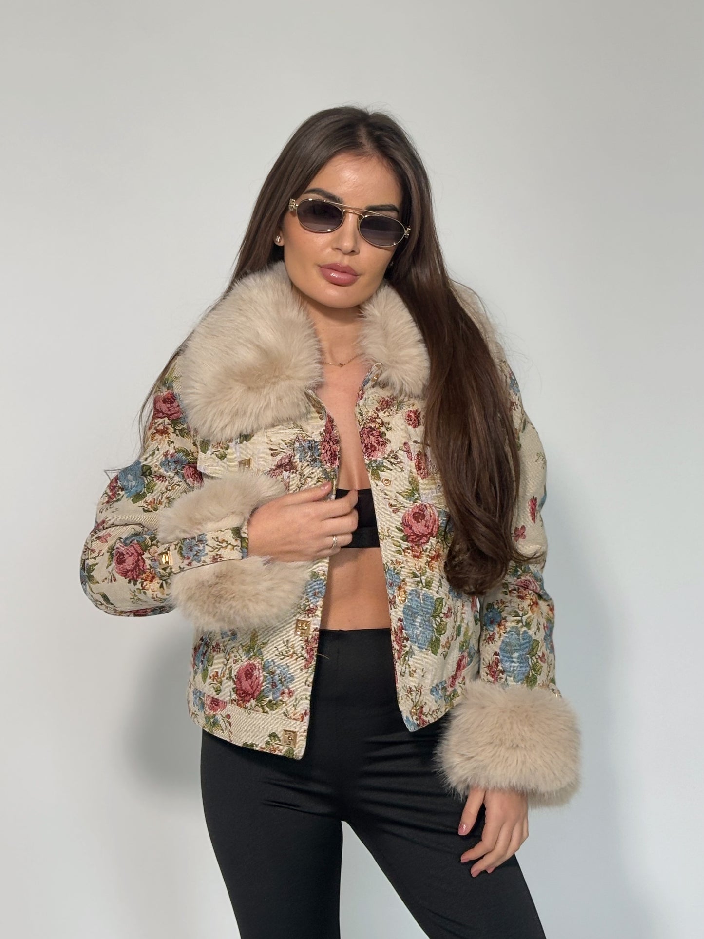 Яке Stellita с бродерия и пух