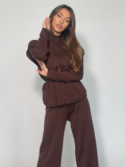 Комплект Leila от три части и колан