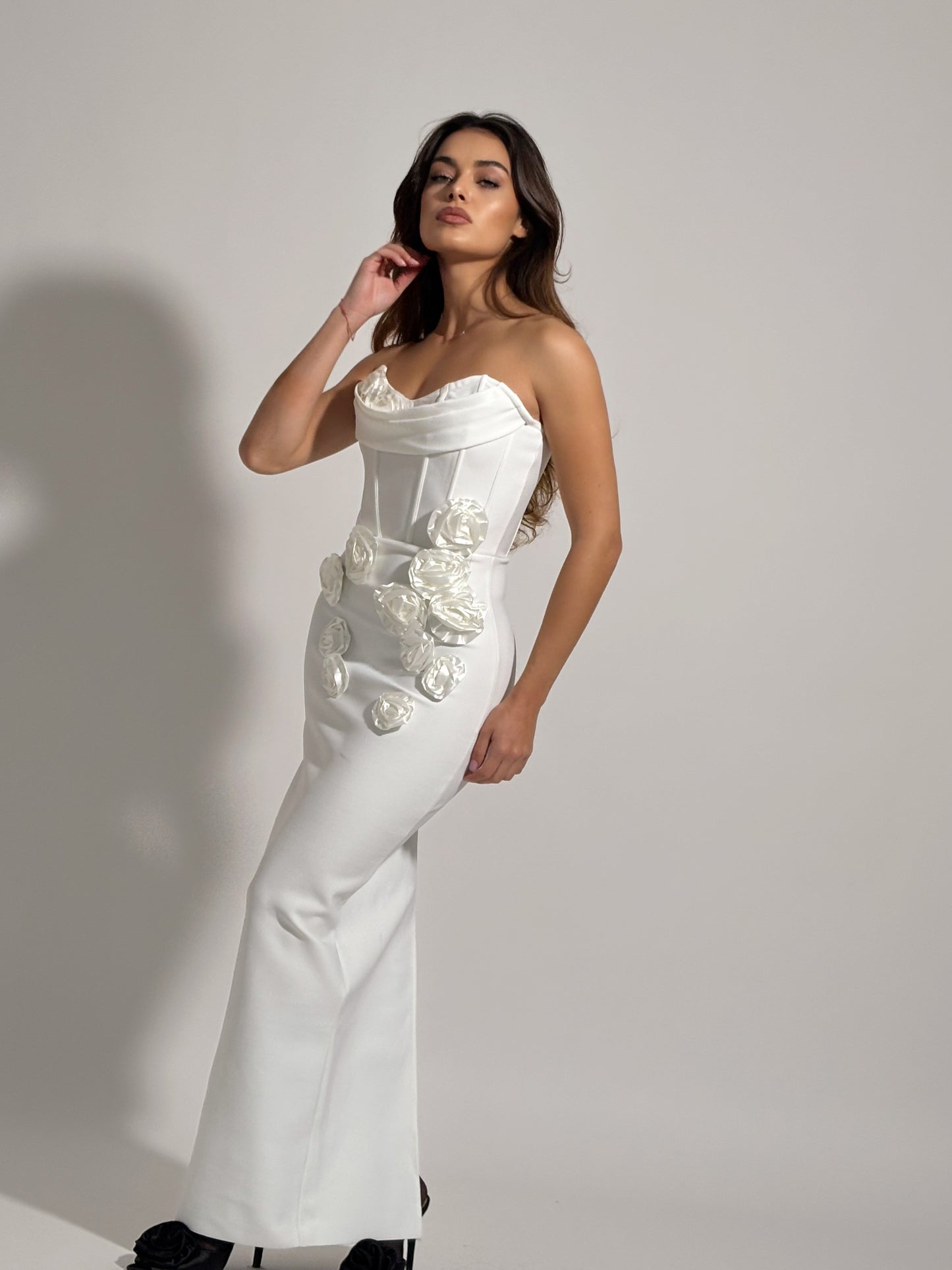 Бандажна рокля Emily с рози