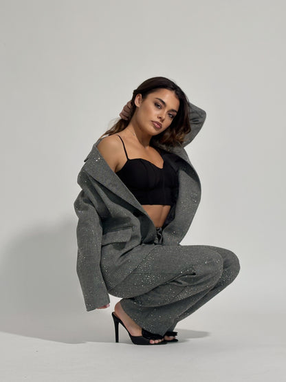 Костюм Viola с камъни и вълна