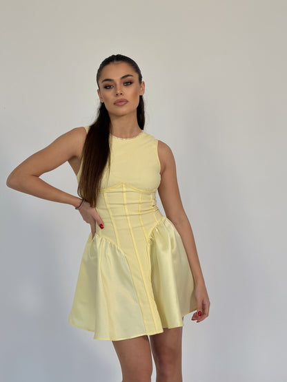 Рокля Lolla със сатен