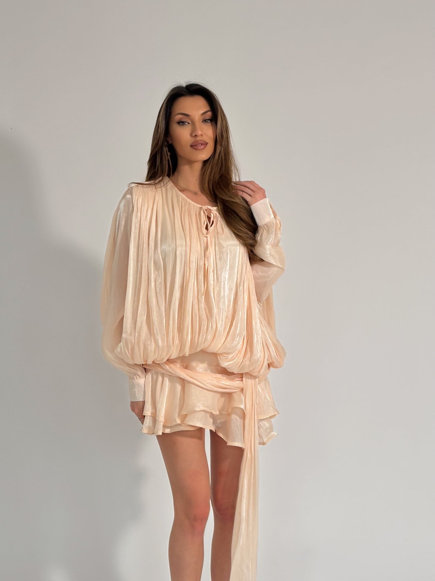 Сатенена рокля Jolie