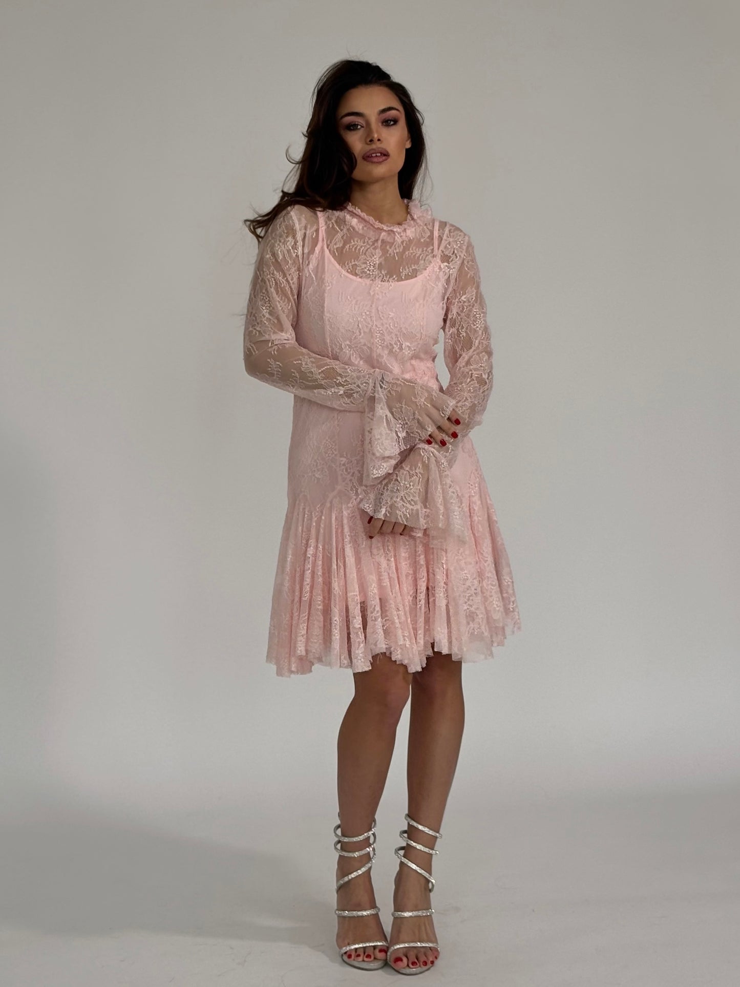 Дантелена рокля Talina