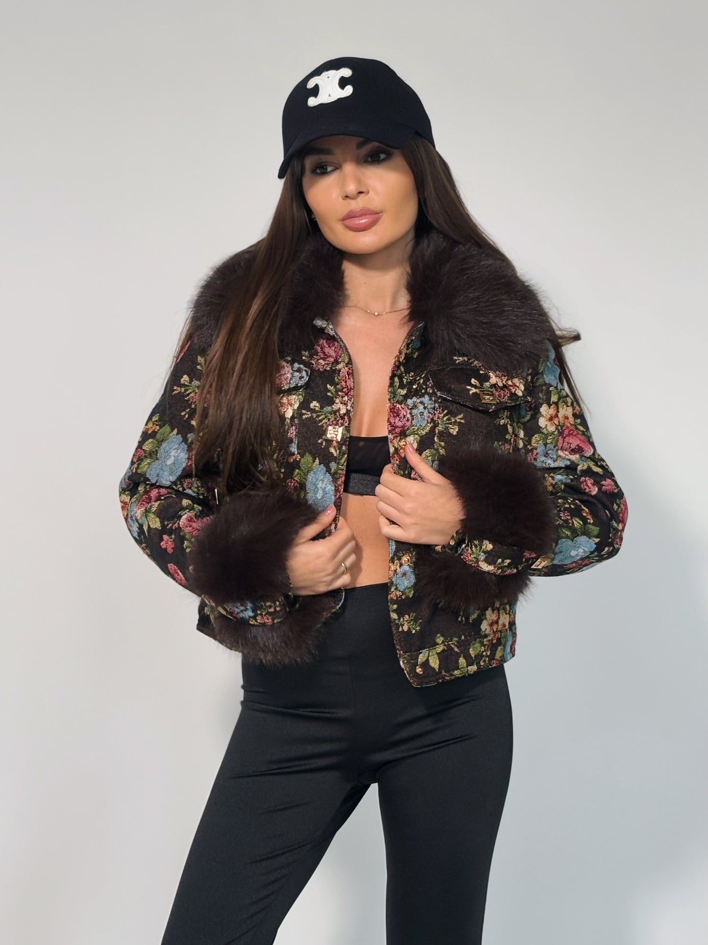 Яке Stellita с бродерия и пух