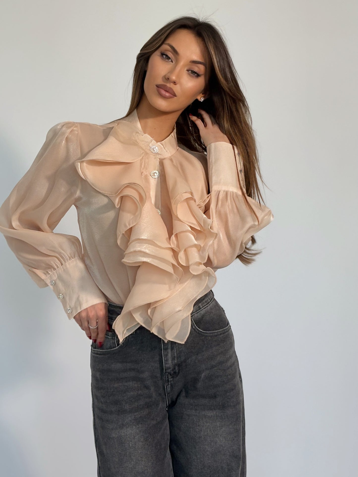 Риза Violita от органза с жабо