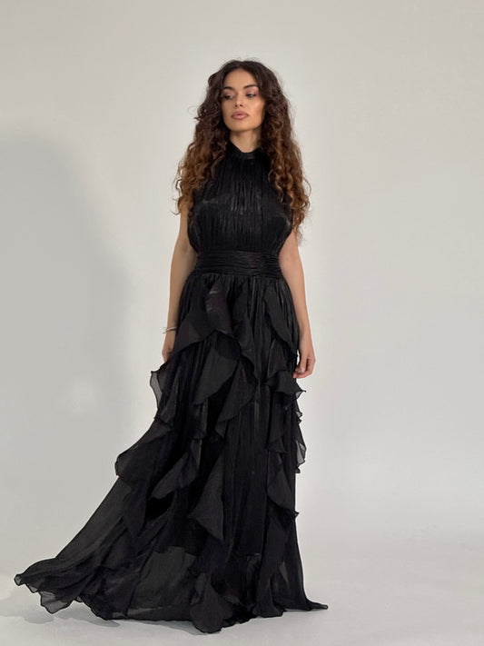 Дълга сатенена рокля на волани Stefani