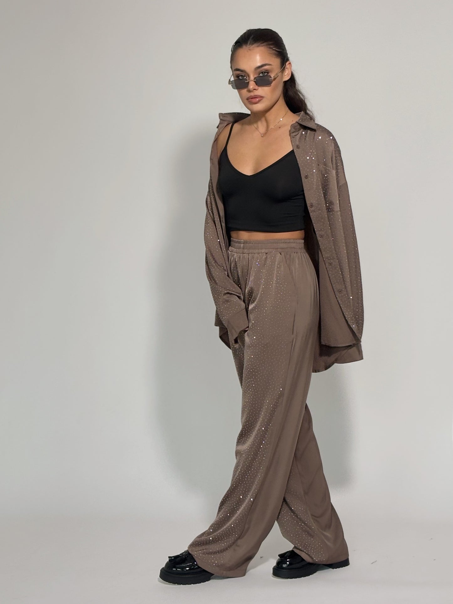 Сатенен комплект Ohara с камъни