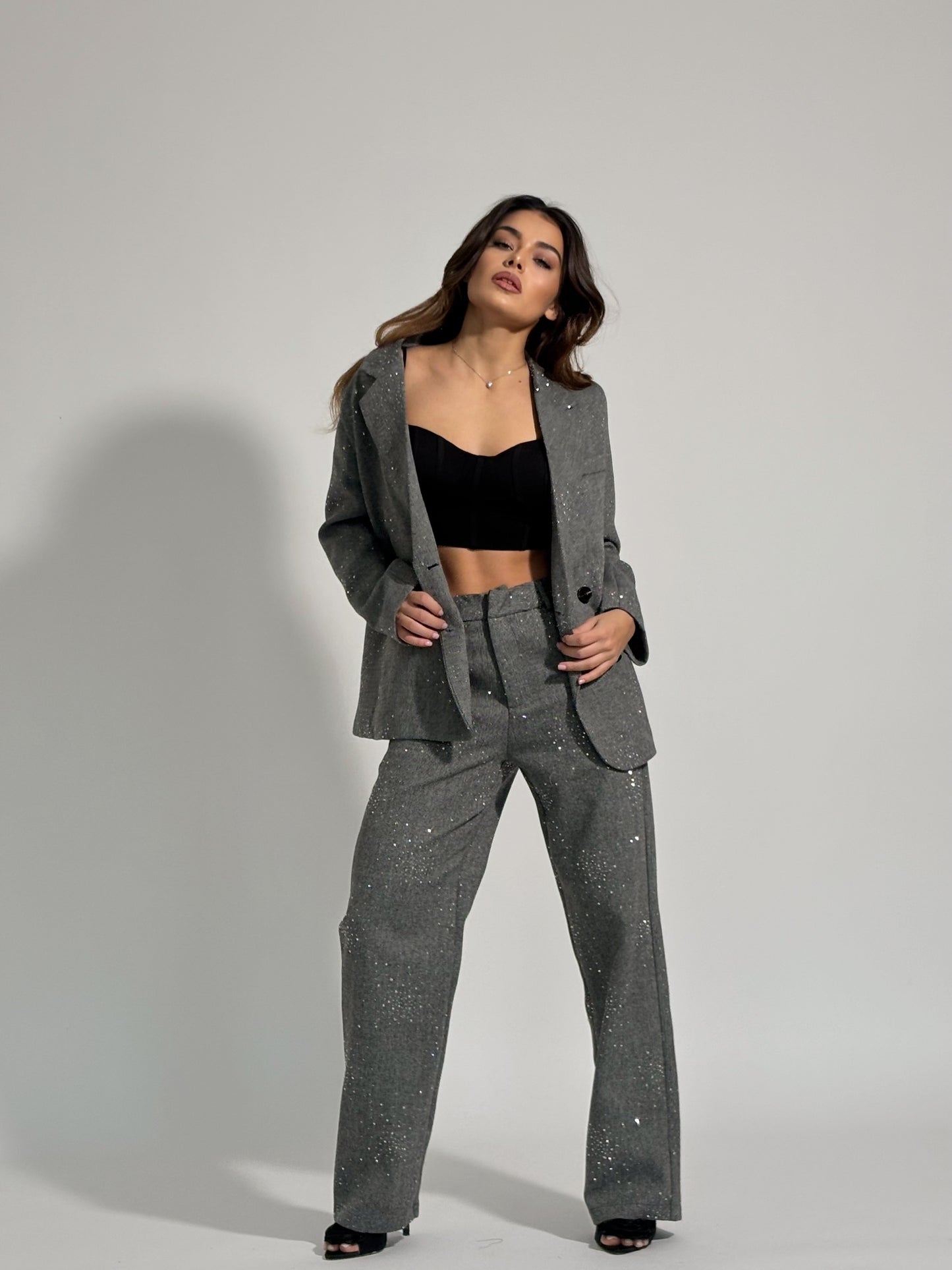 Костюм Viola с камъни и вълна