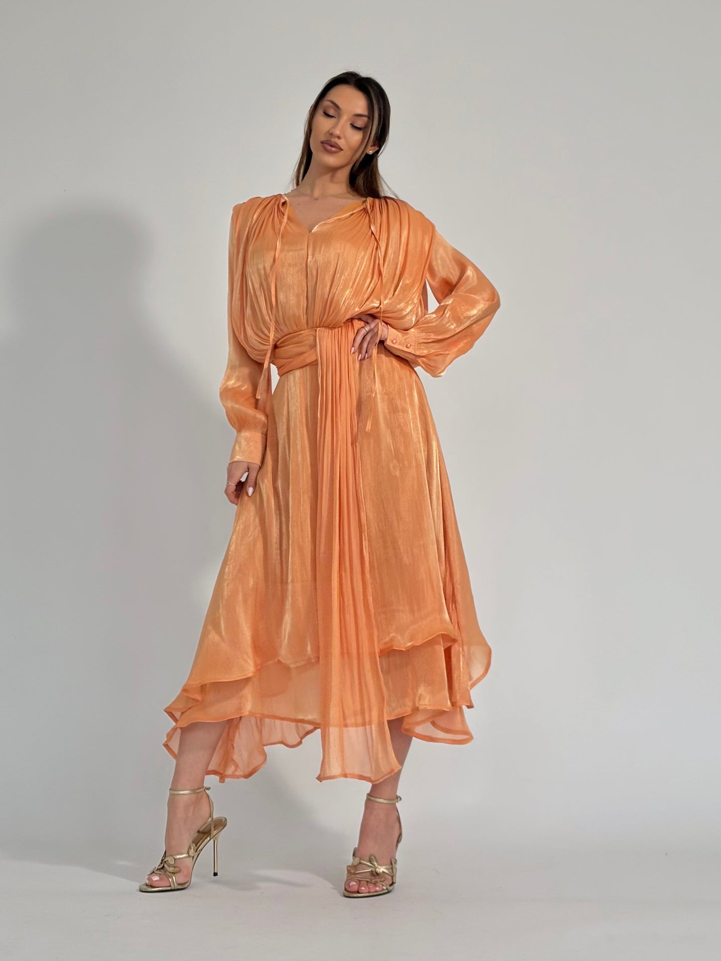 Сатенена рокля Carmella