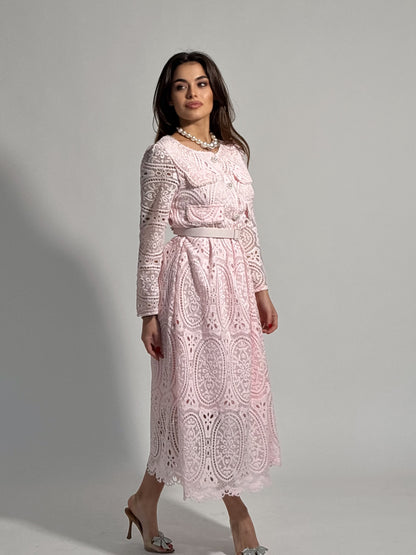 Дантелена рокля Yara