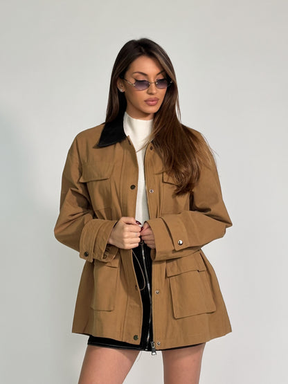 Тренчкот Amela със затягане в талията