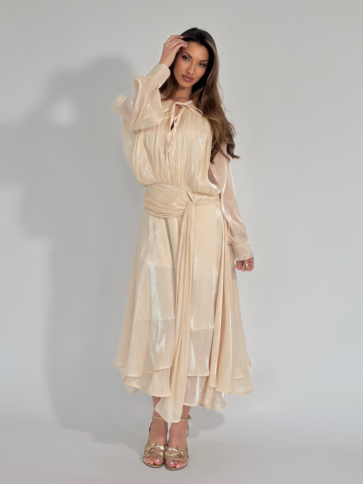 Сатенена рокля Carmella