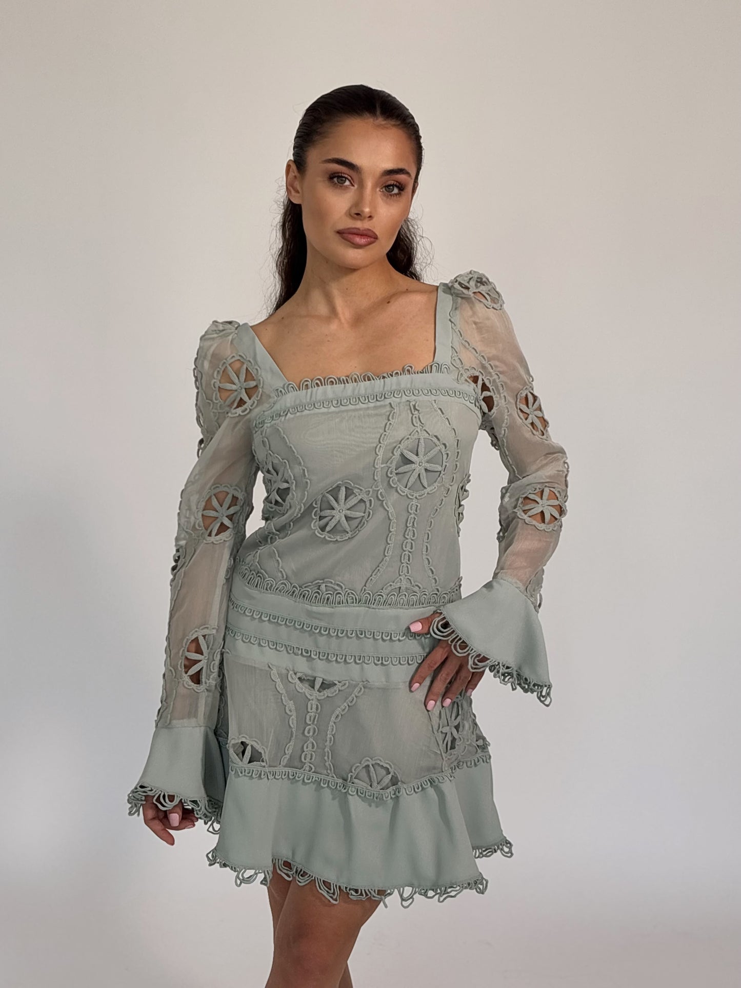 Рокля Malinda