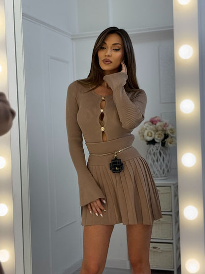 Mirileyn blouse with beautiful accents