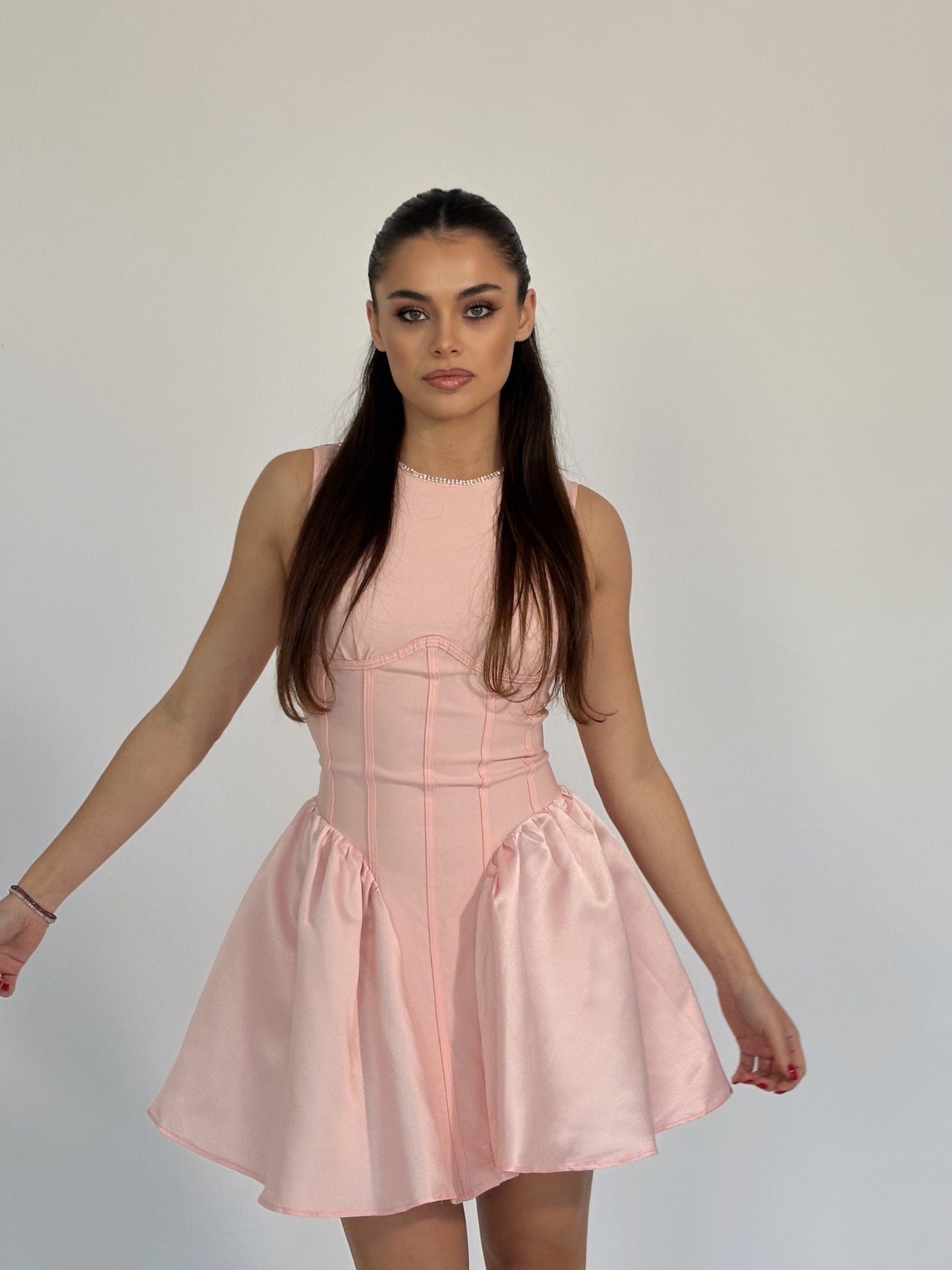 Рокля Lolla със сатен