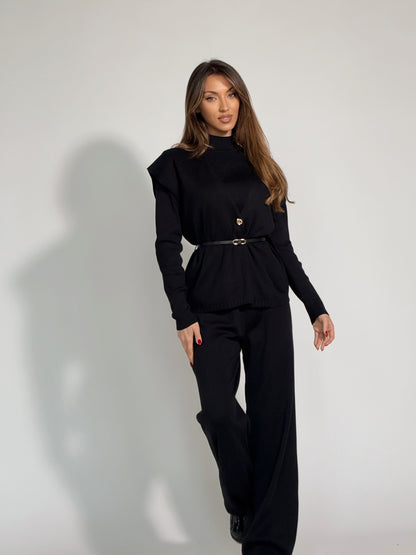 Комплект Leila от три части и колан