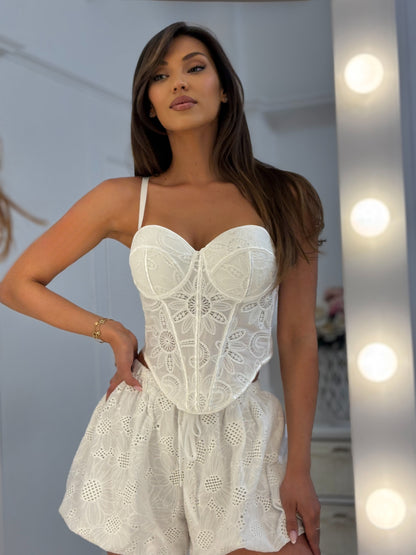 Vella lace corset with hard cups