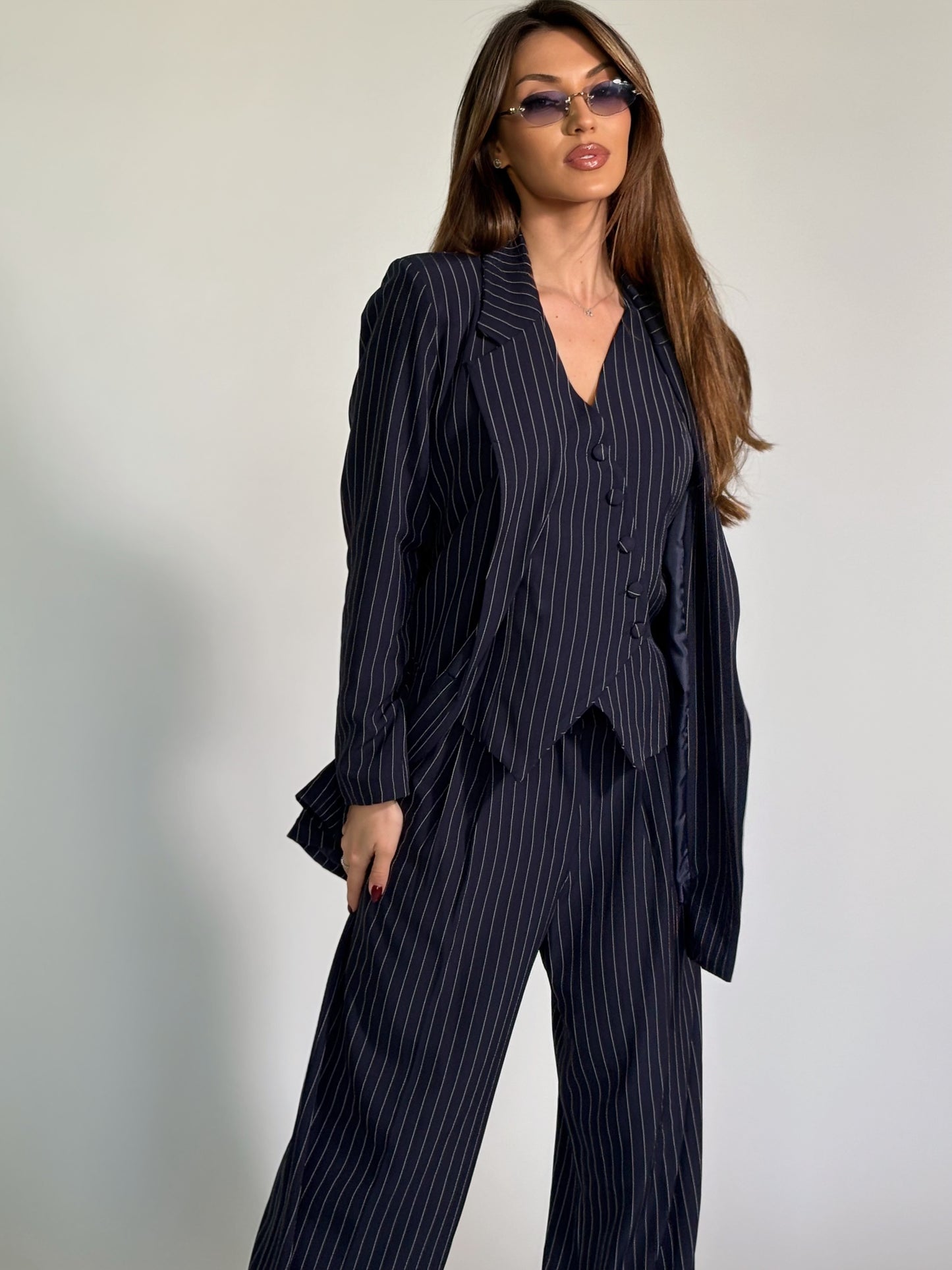 Комплект Lorina от три части