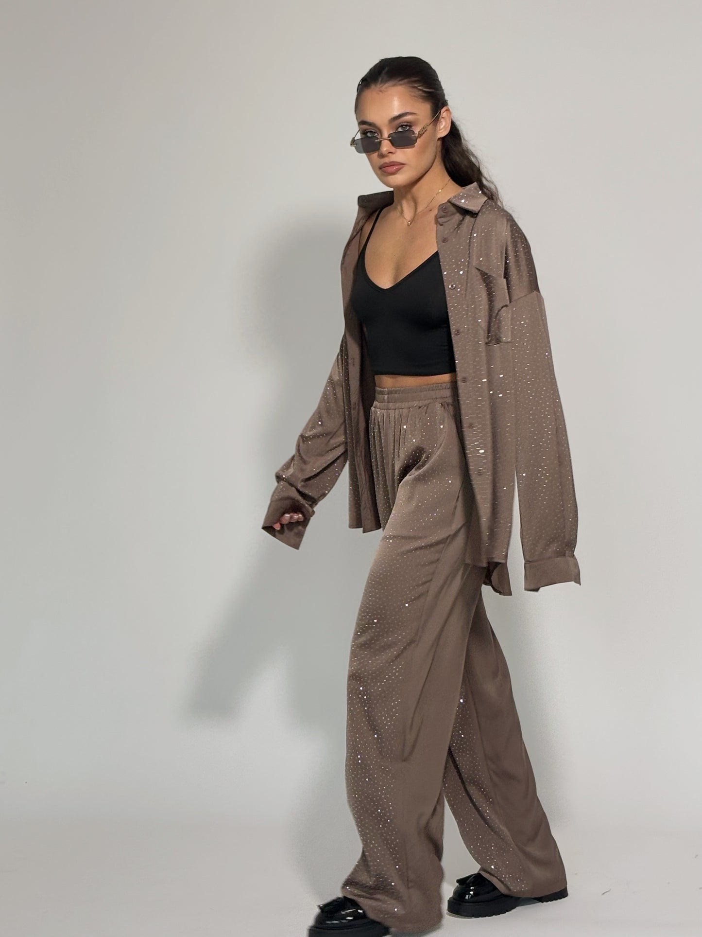 Сатенен комплект Ohara с камъни