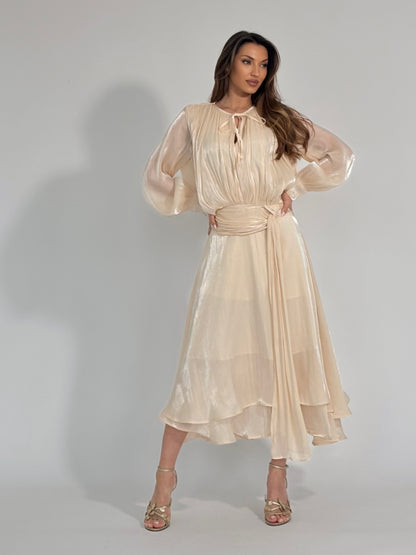 Сатенена рокля Carmella