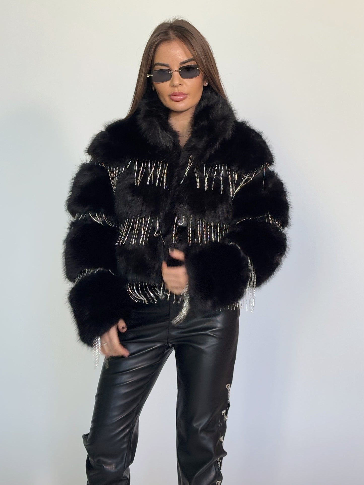 Палто Lovita с косъм и камъни