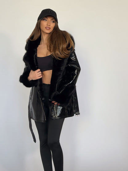 Яке Leila от лак с пух