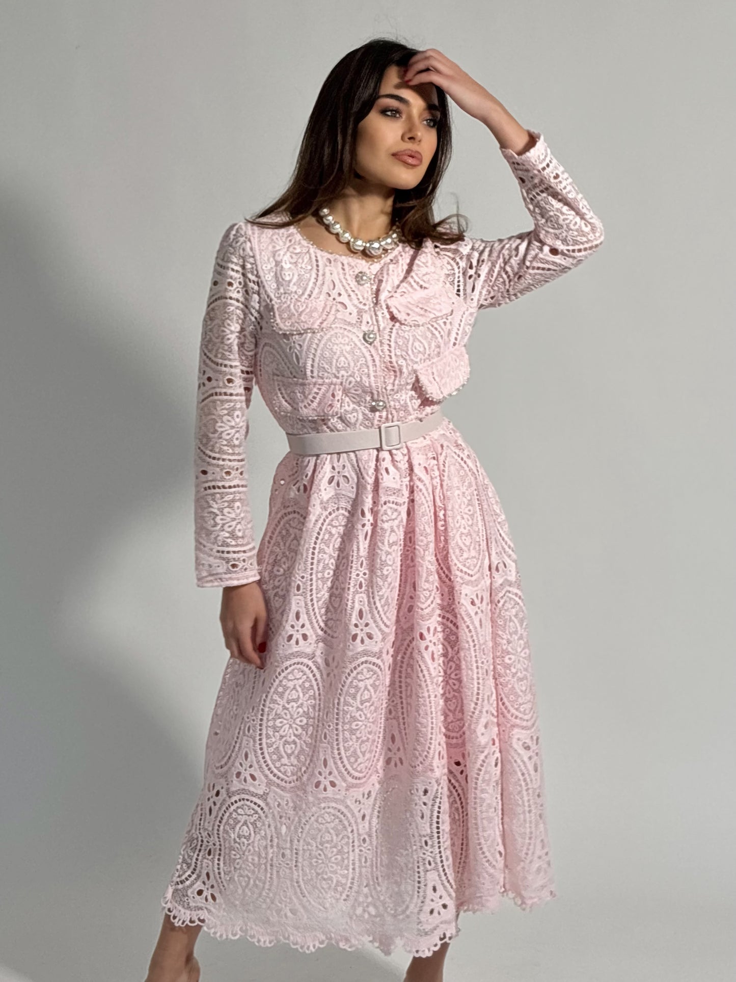 Дантелена рокля Yara