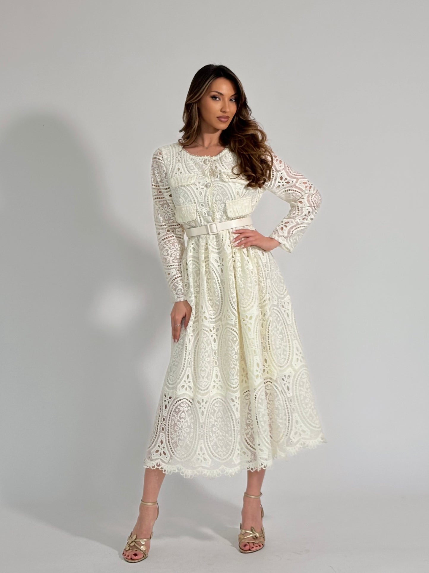 Дантелена рокля Yara