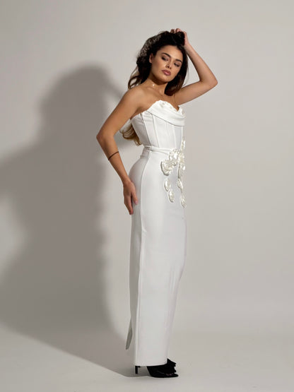 Бандажна рокля Emily с рози