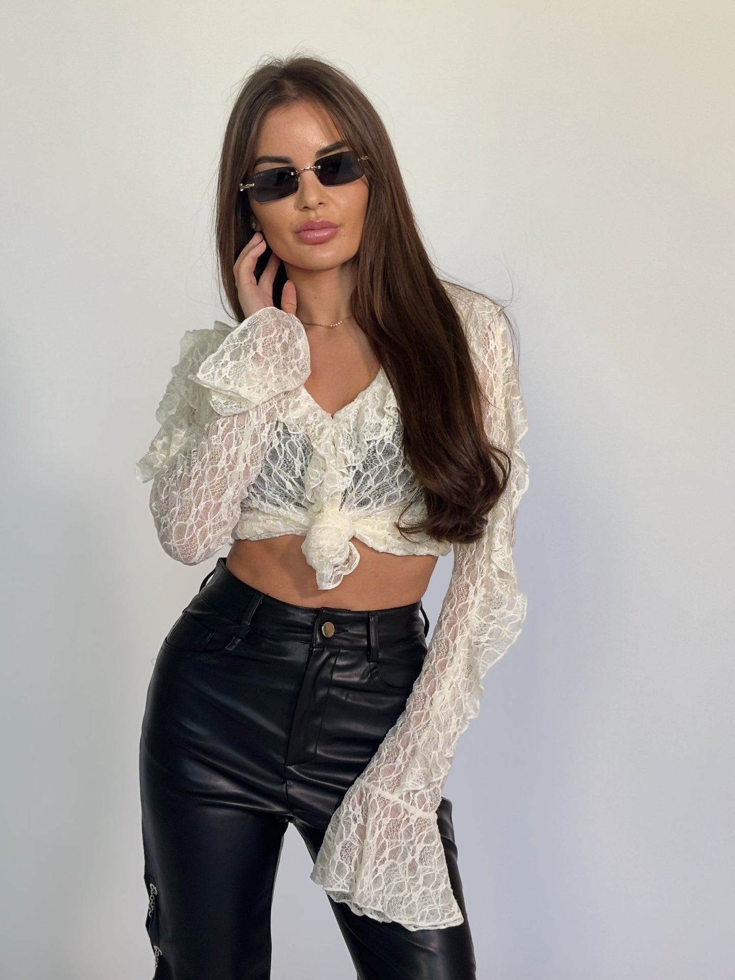 Дантелена блуза Venita