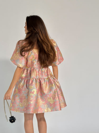 Glamour dress with gold effect