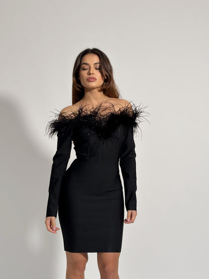 Бандажна рокля с естествени пера Florina