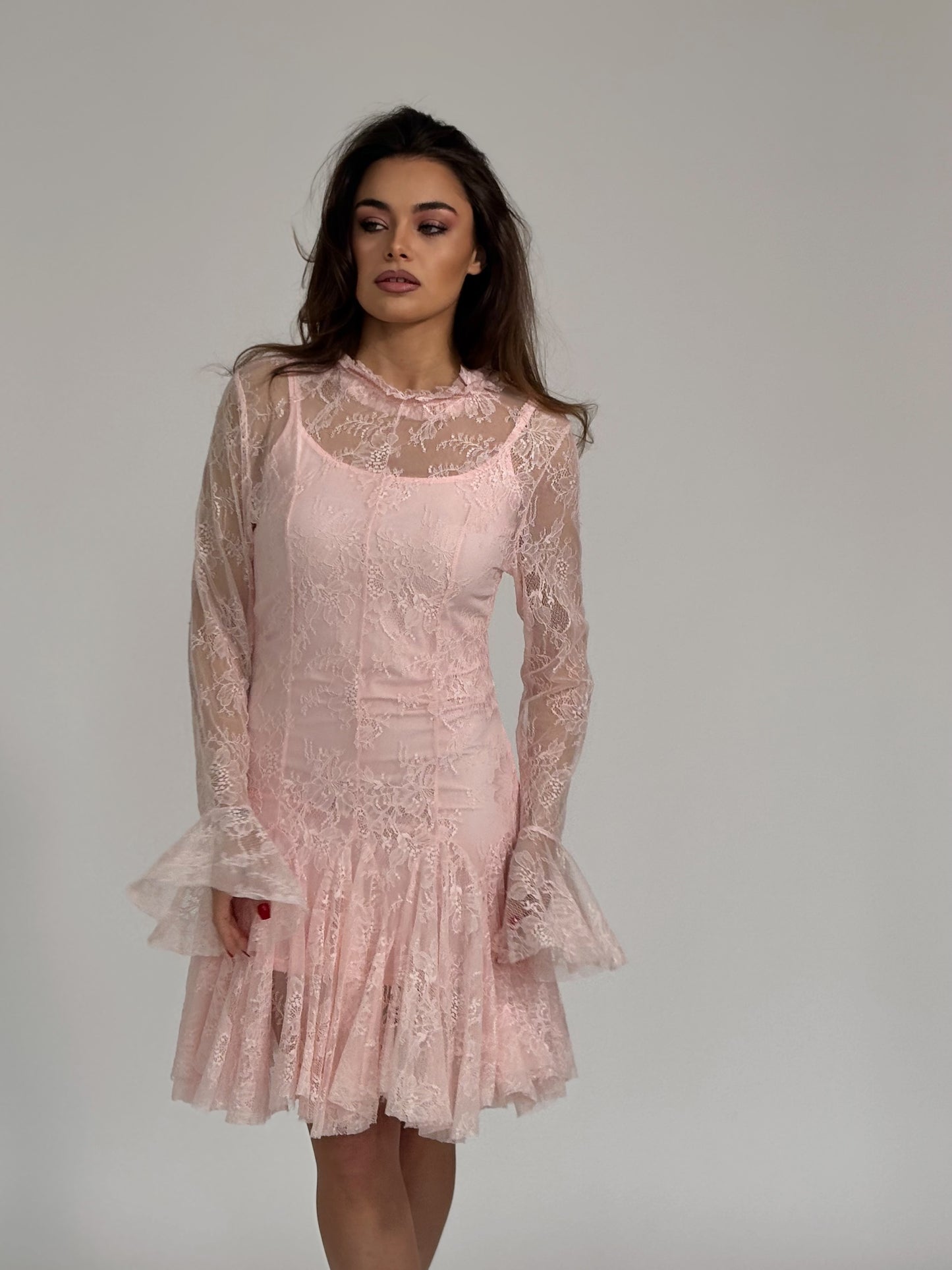 Дантелена рокля Talina