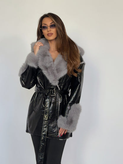 Яке Leila от лак с пух