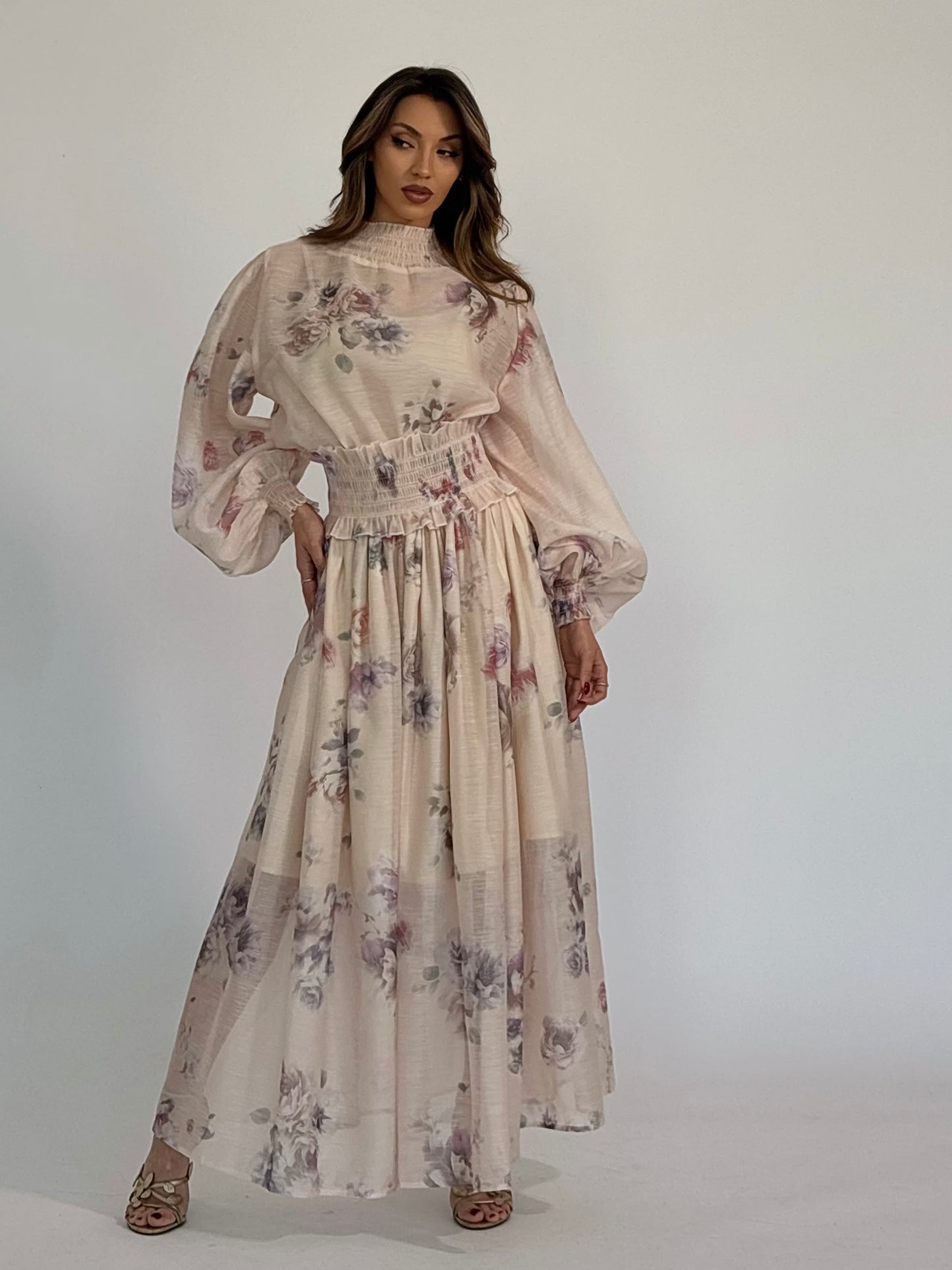 Комплект Perina с флорални мотиви