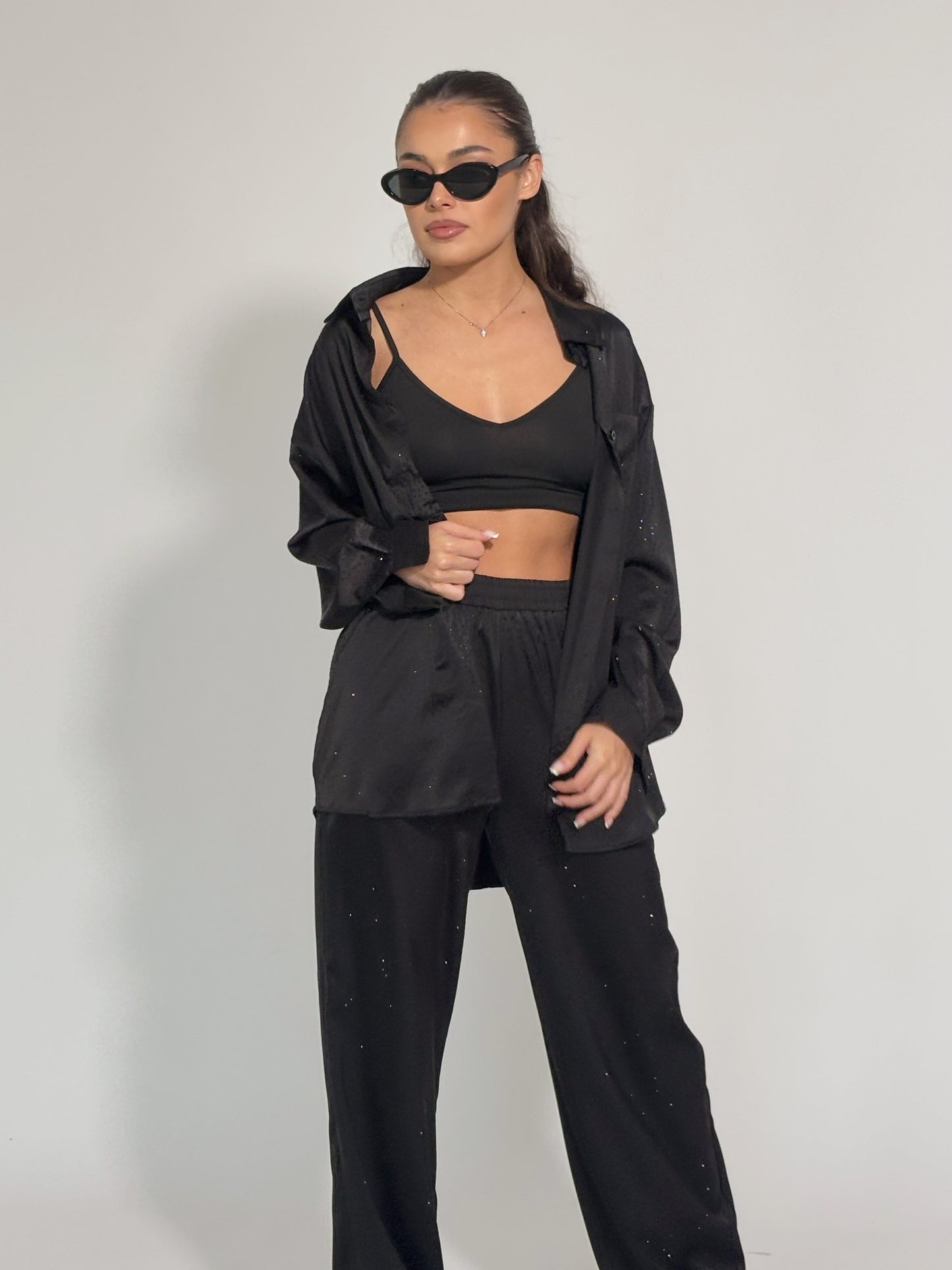 Сатенен комплект Ohara с камъни