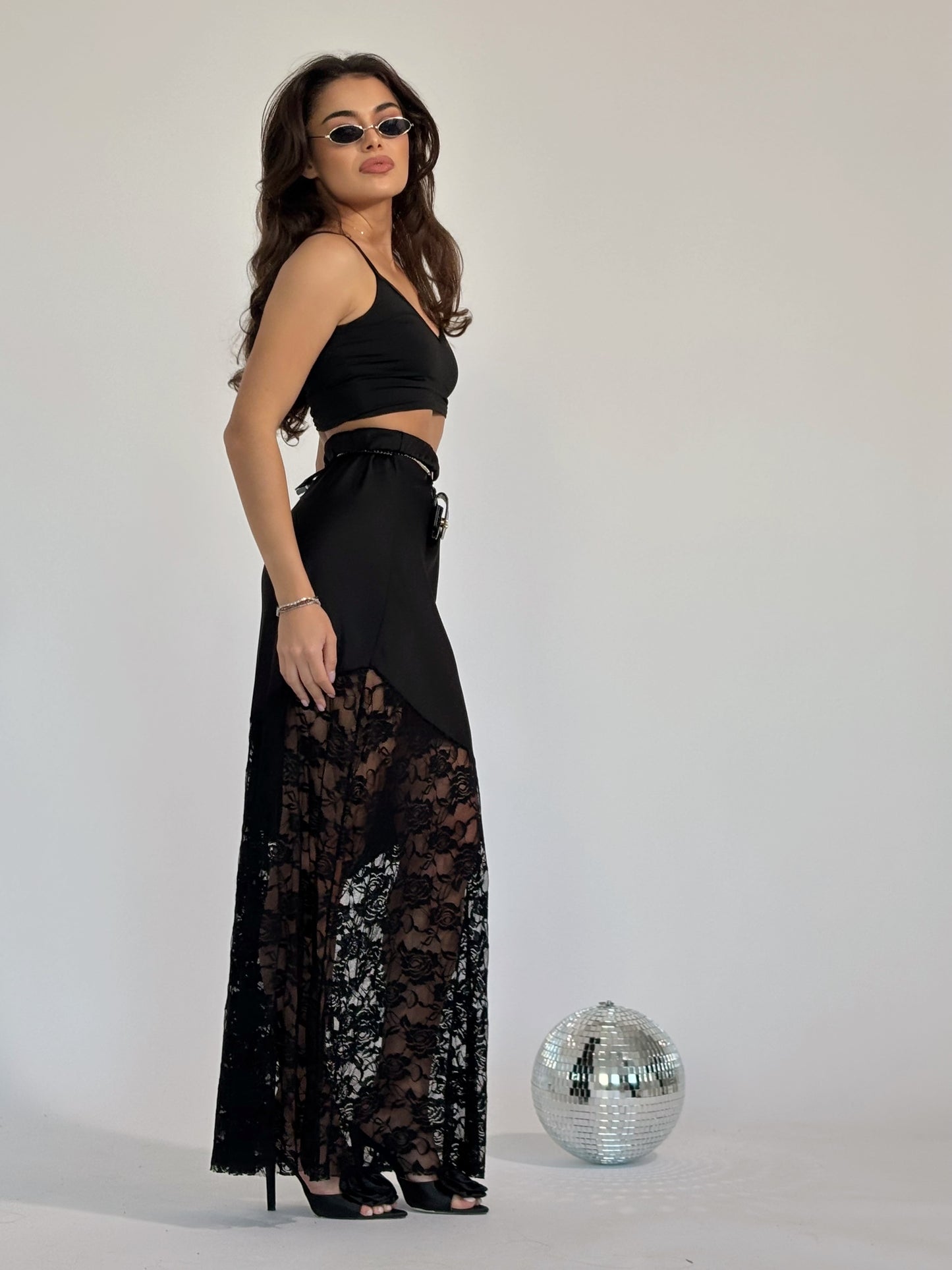 Сатенена пола с дантела Mocha