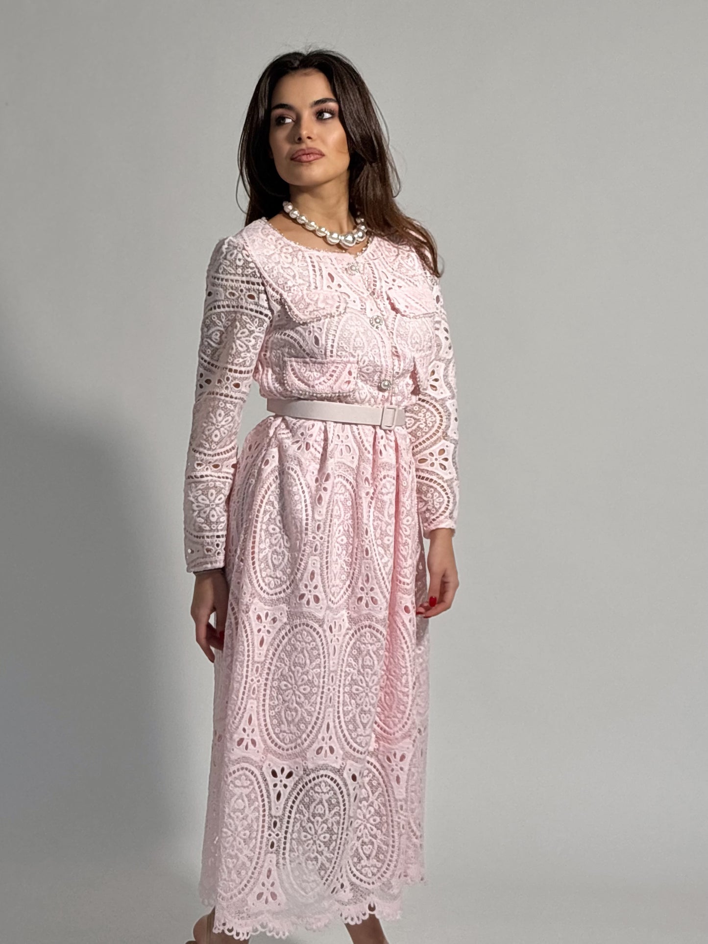 Дантелена рокля Yara