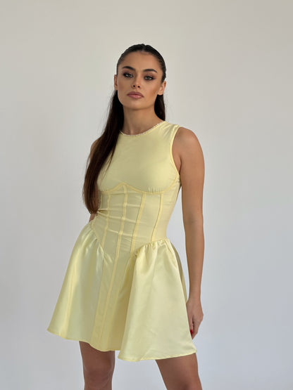 Рокля Lolla със сатен